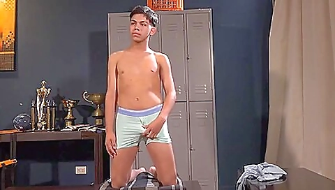 Hawt blonde with sexy body fuck