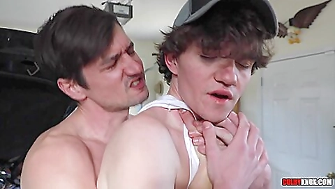 Sexy girlfriend gets her tight pussy pounded